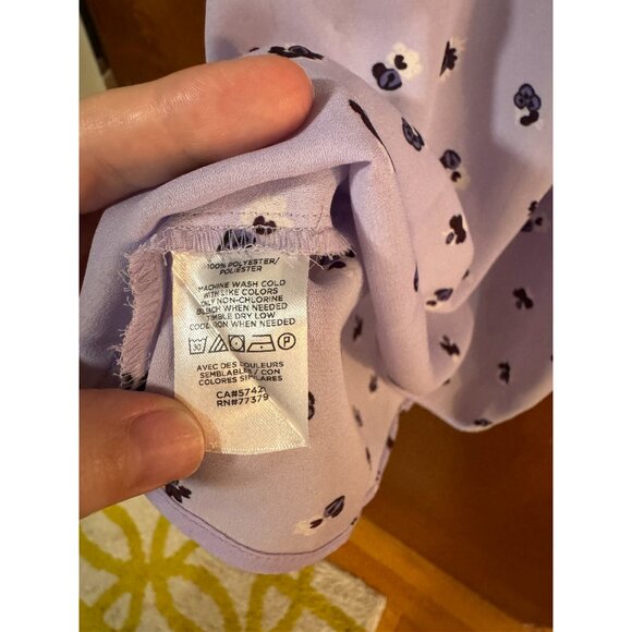 Ann Taylor Lilac Sleeveless Pleated Blouse - Picture 5 of 5